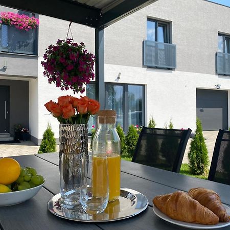 City Apartments Липтовски-Микулаш Экстерьер фото