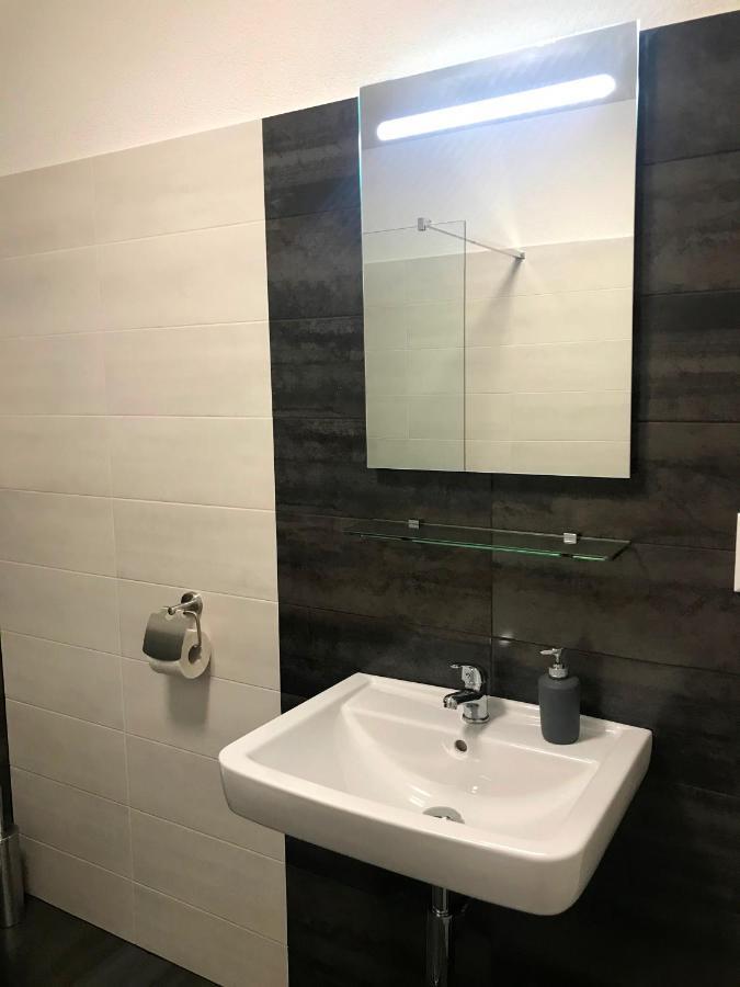City Apartments Липтовски-Микулаш Экстерьер фото
